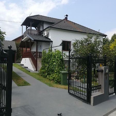 Holiday Home Baotic Velika Mlaka 外观 照片